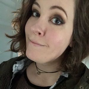 Meet your Posher, Kim